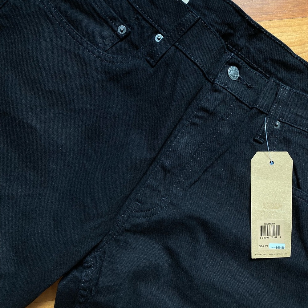 NWT Black Levi’s jeans 514 36x29